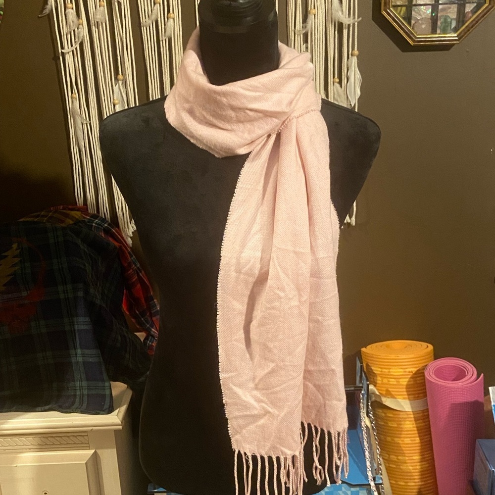 Scarf: Cashwear Pink with Fringe EUC